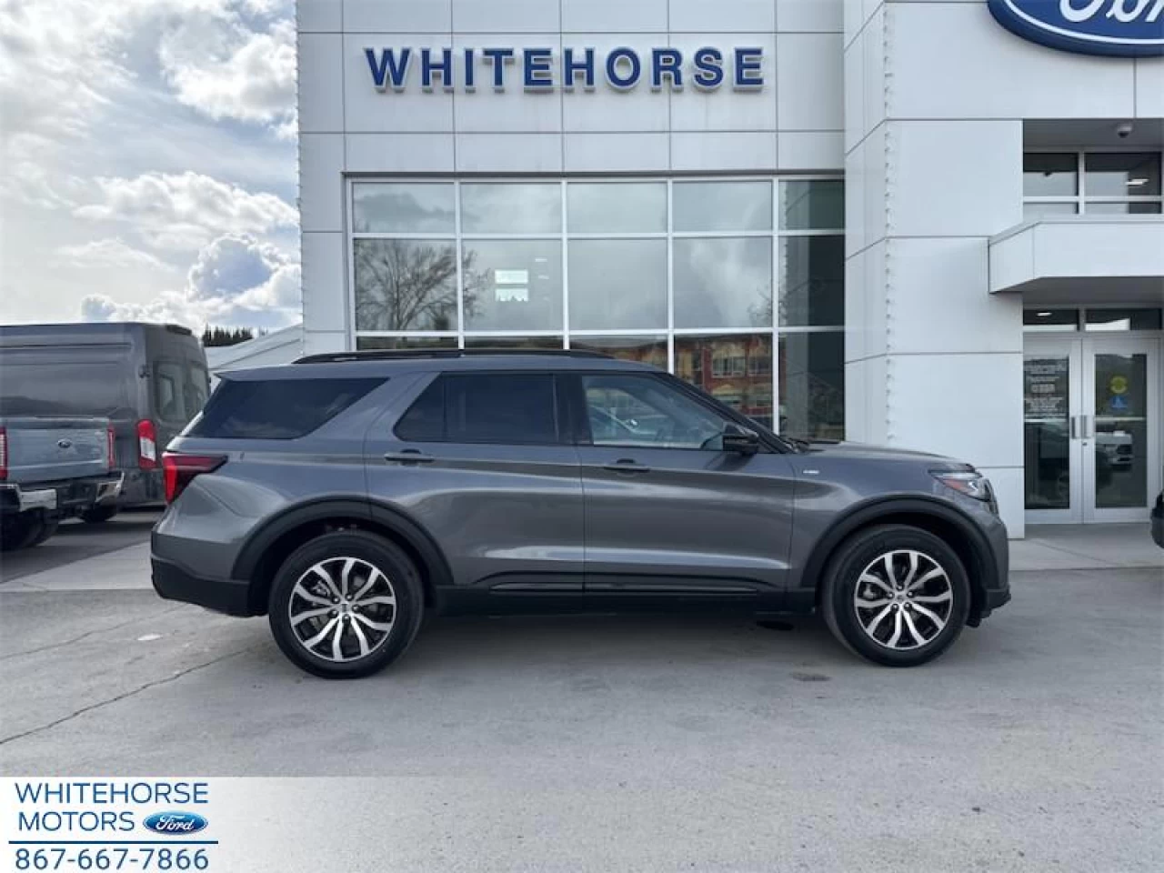2025 Ford Explorer ST-Line Image principale