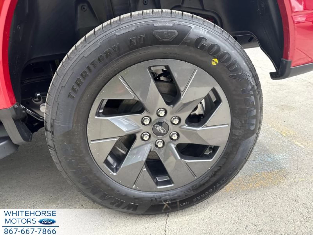 2025 Ford F-150 Lightning Flash Image principale