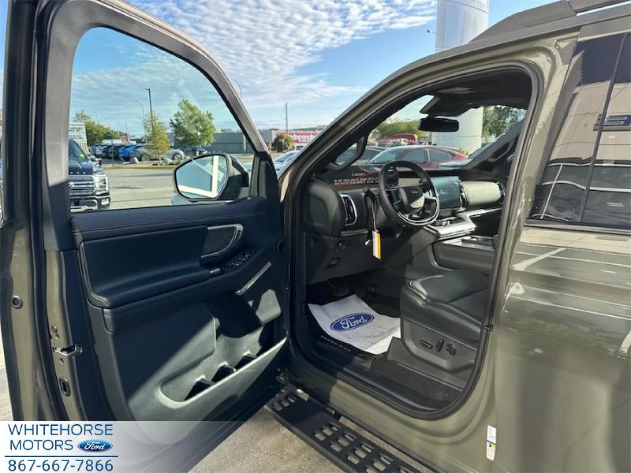 2025 Ford Expedition Tremor Main Image