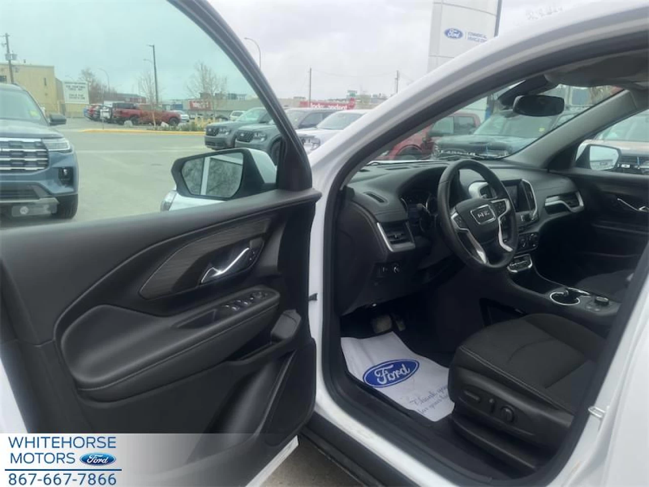 2022 GMC Terrain SLE AWD Main Image