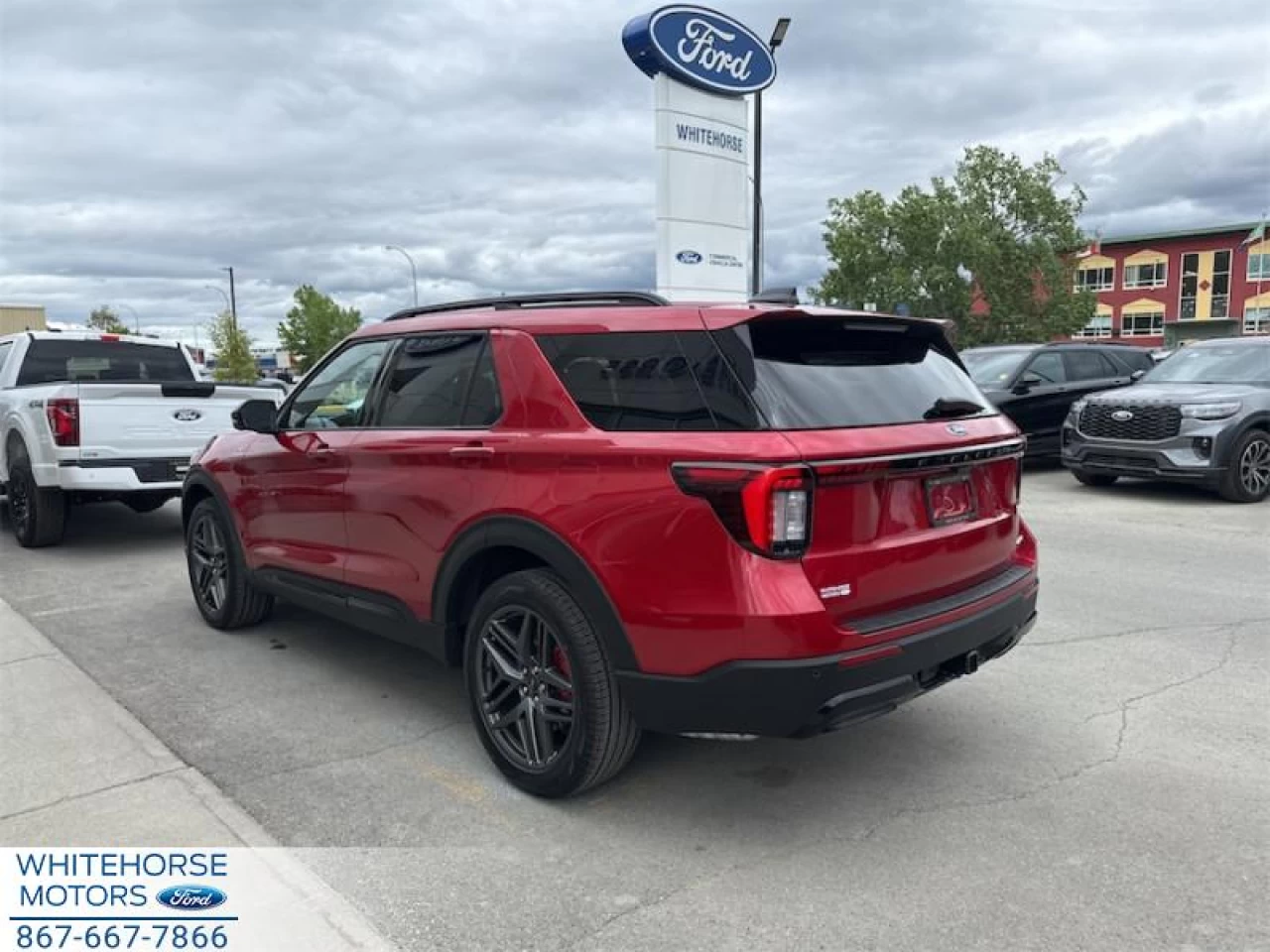 2025 Ford Explorer ST-Line Main Image