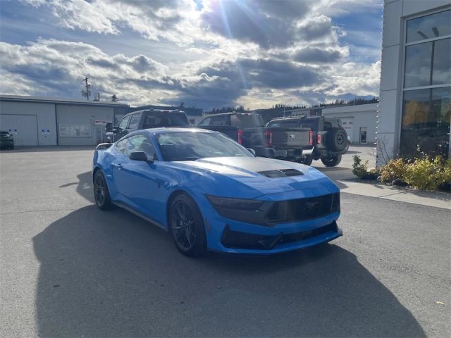 Ford Mustang Dark Horse 2024