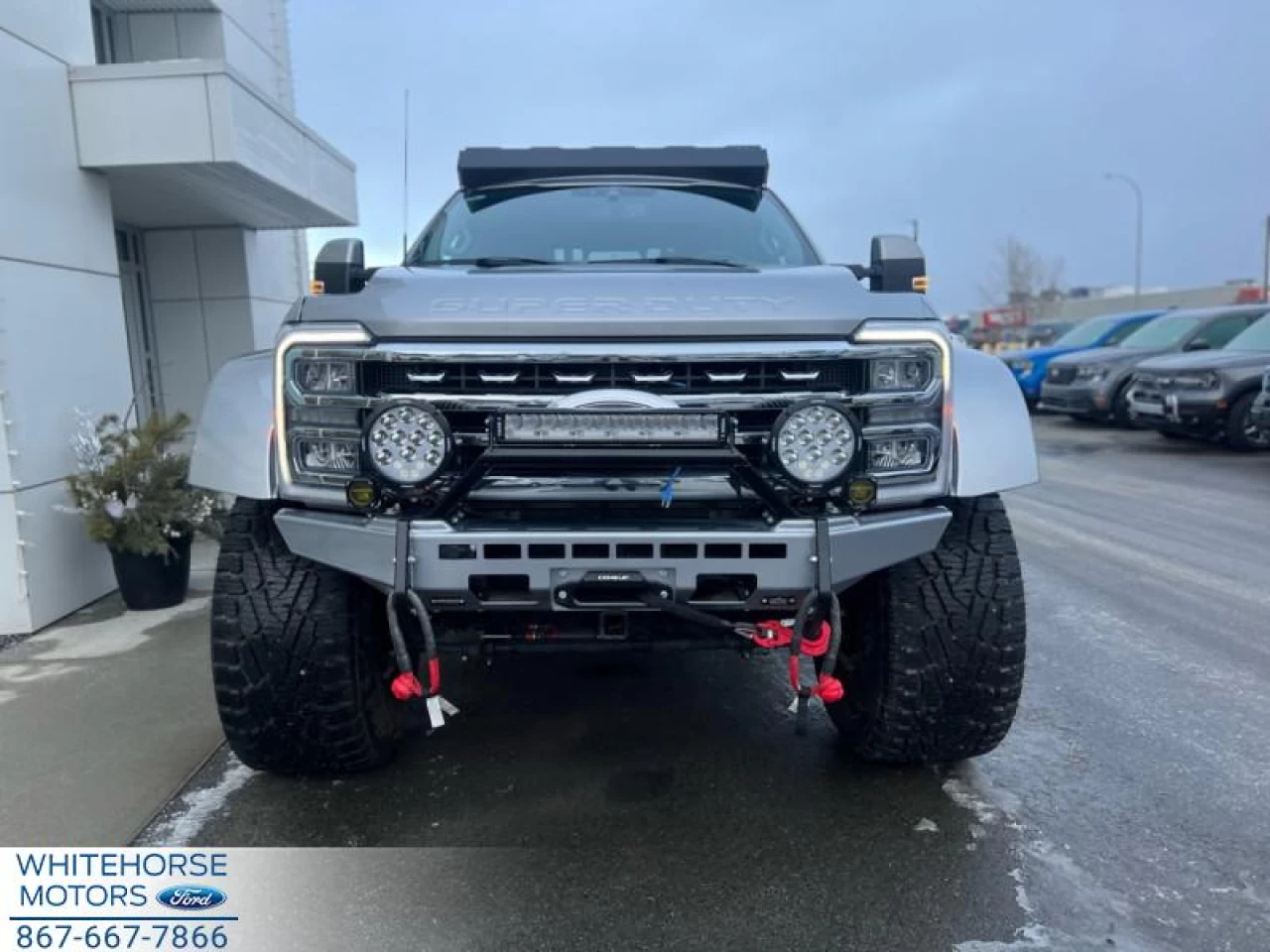 2023 Ford F-350 Chassis Cab Lariat Image principale