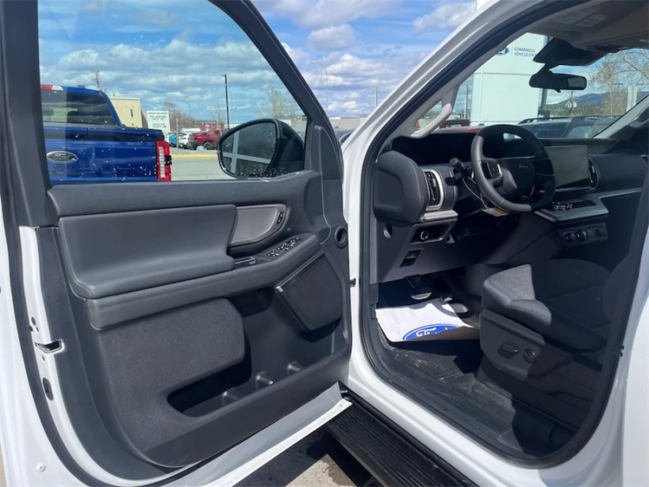 2026 Ford Expedition  Main Image