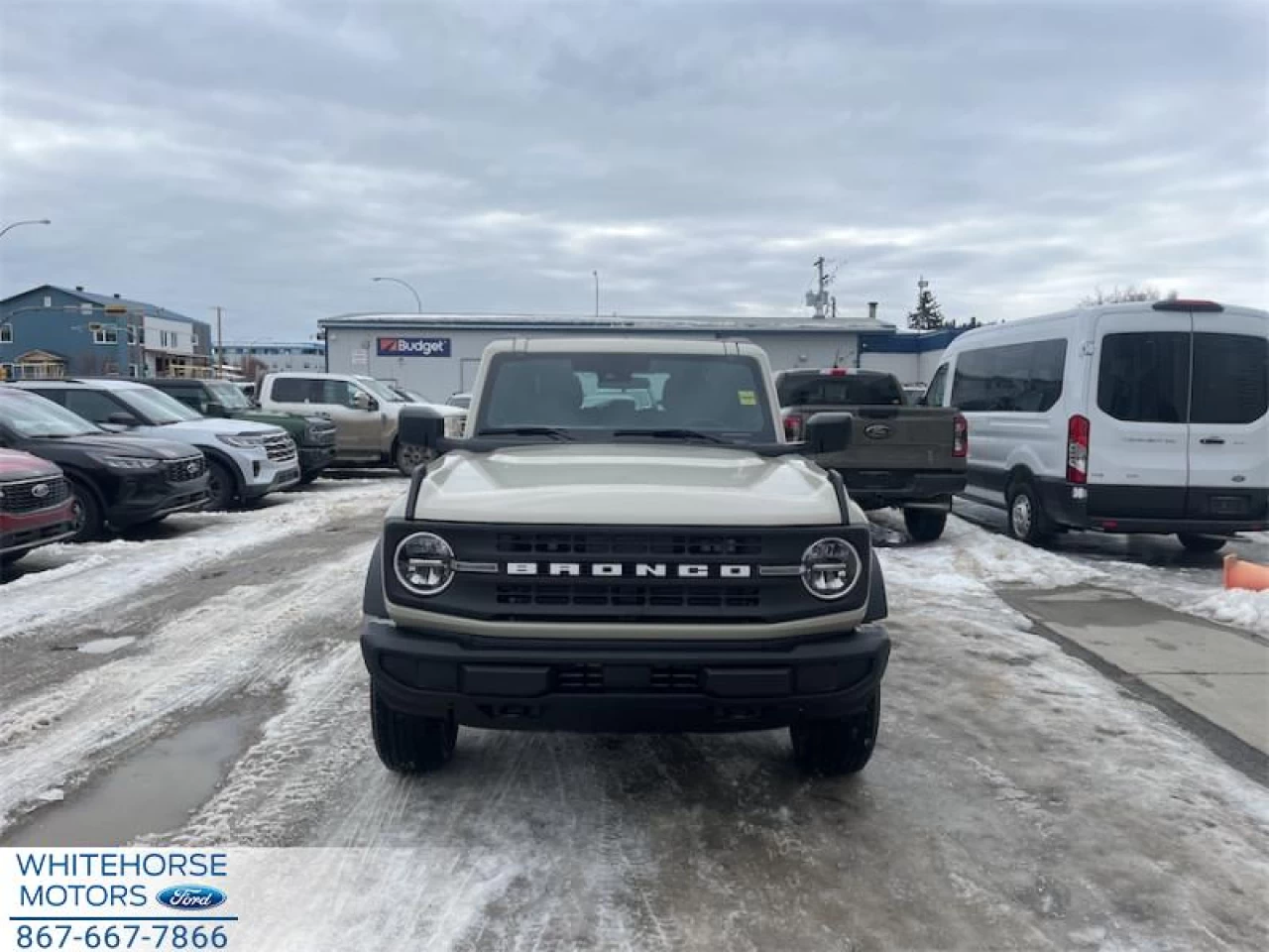 2026 Ford Bronco Base Main Image