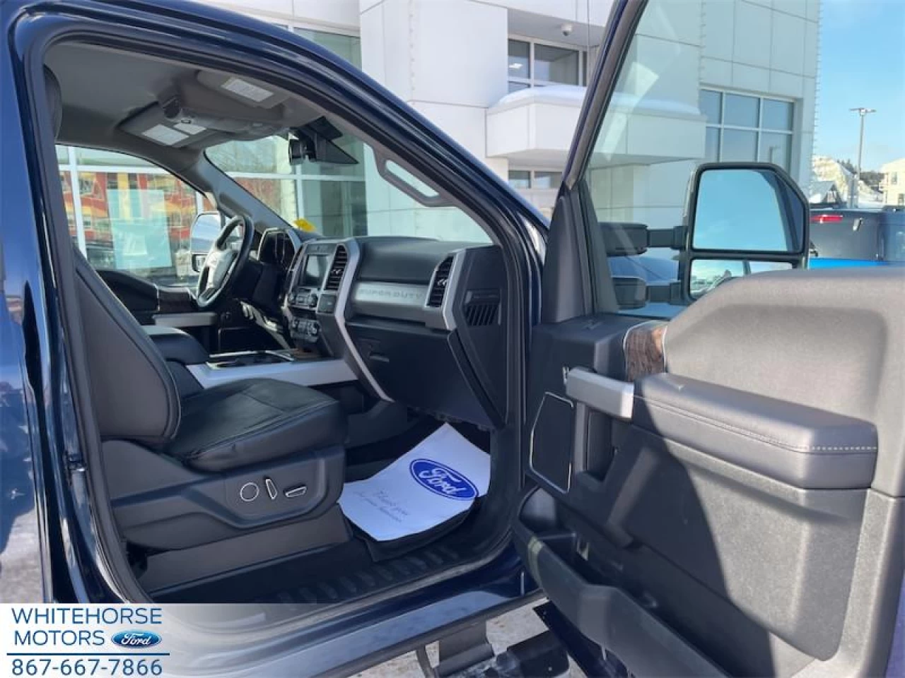 2019 Ford F-350 4X4-CREW CAB SRW LARIAT-176 WB Main Image