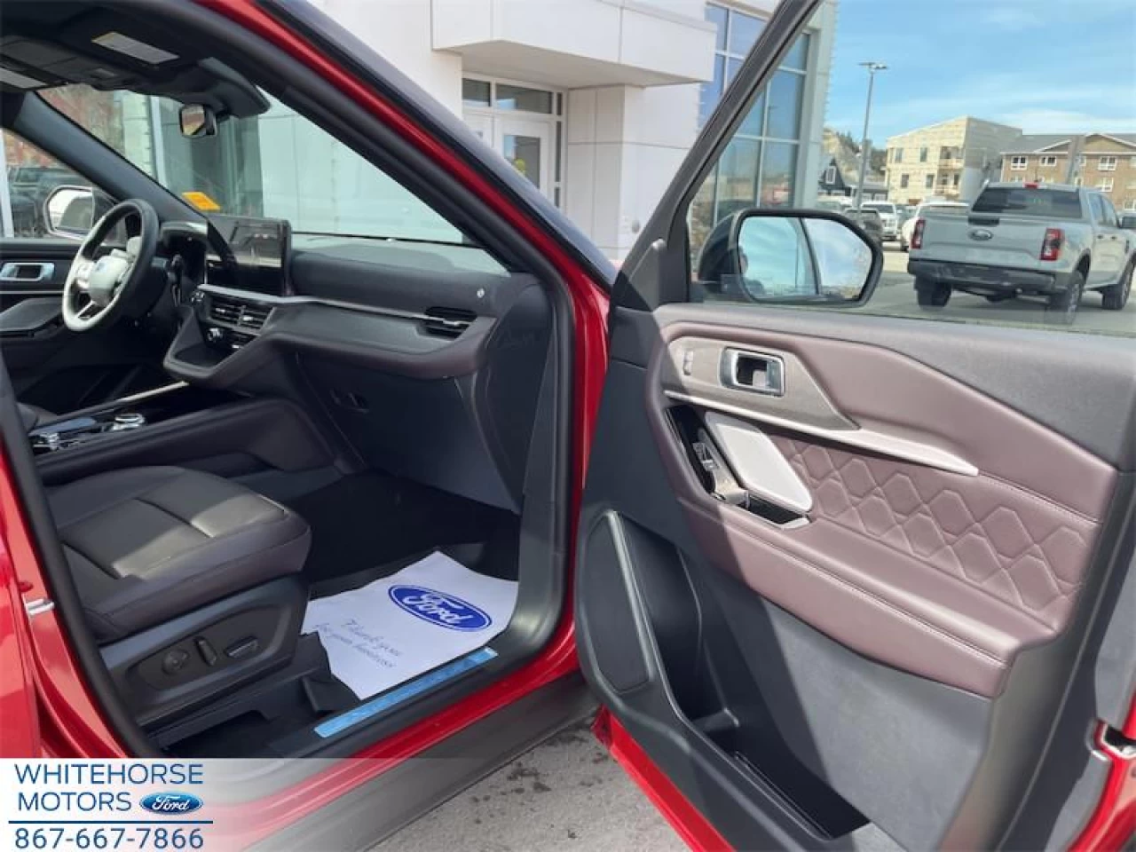 2026 Ford Explorer Platinum Main Image