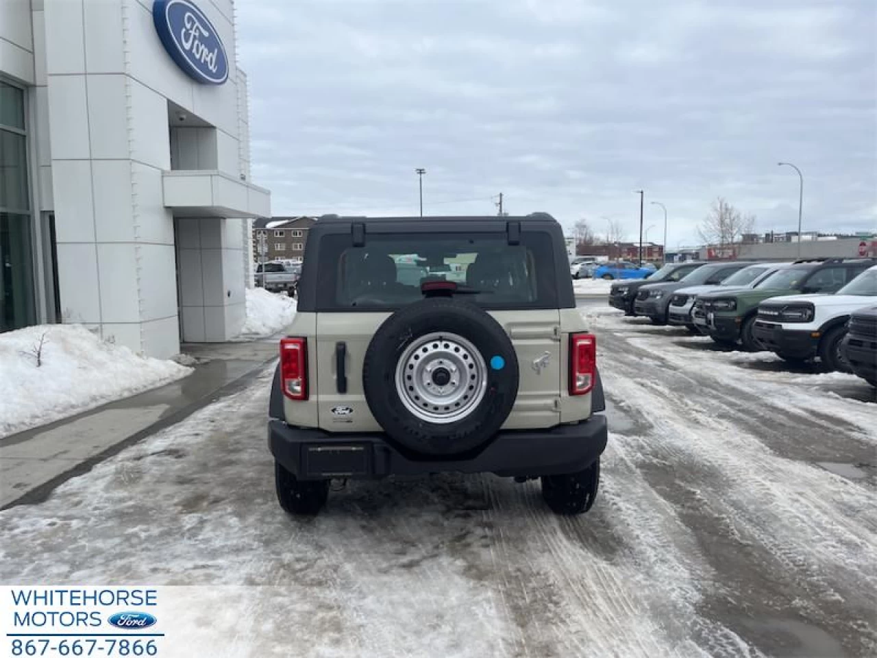 2026 Ford Bronco Base Main Image