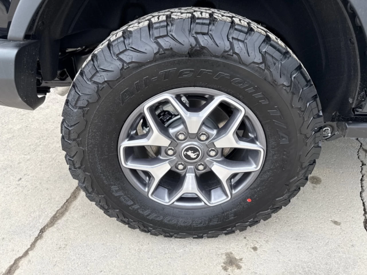 2025 Ford Bronco Badlands Main Image