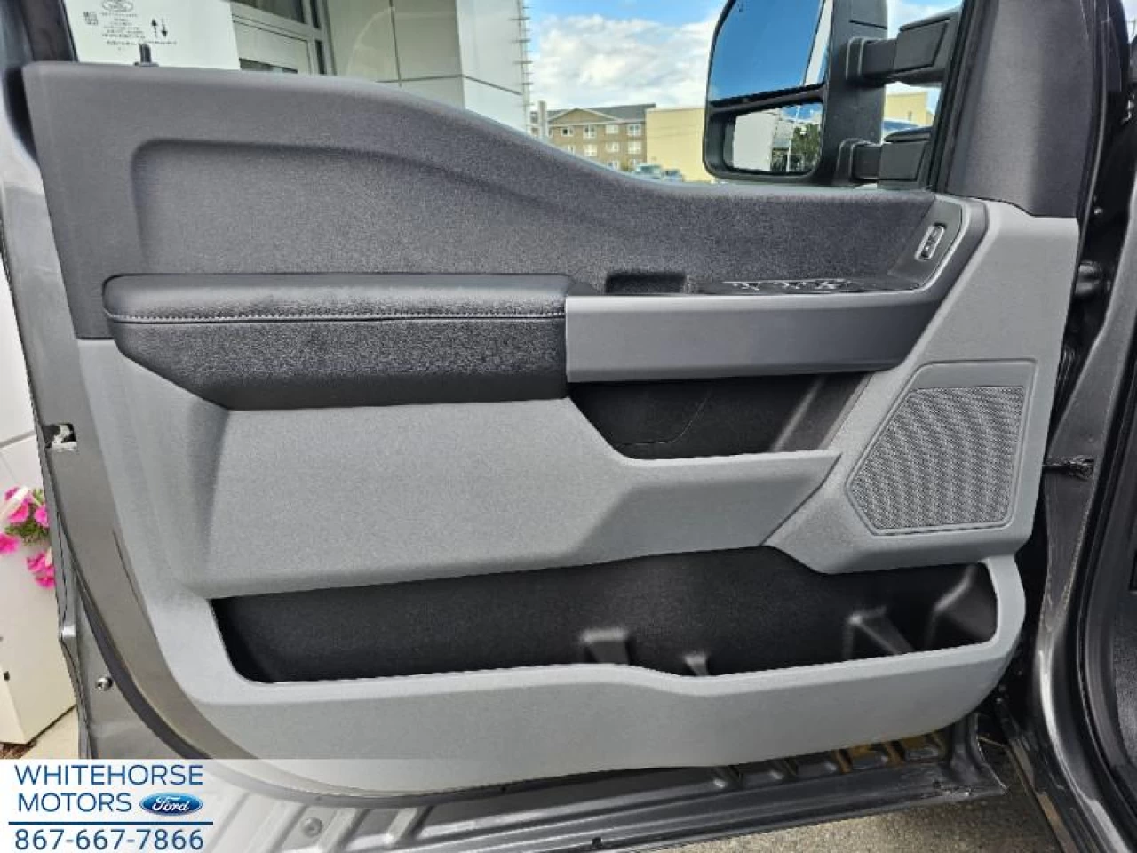 2024 Ford F-250 Super Duty XLT Main Image