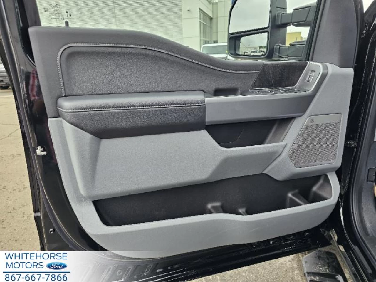 2024 Ford F-250 Super Duty XLT Premium Package Main Image