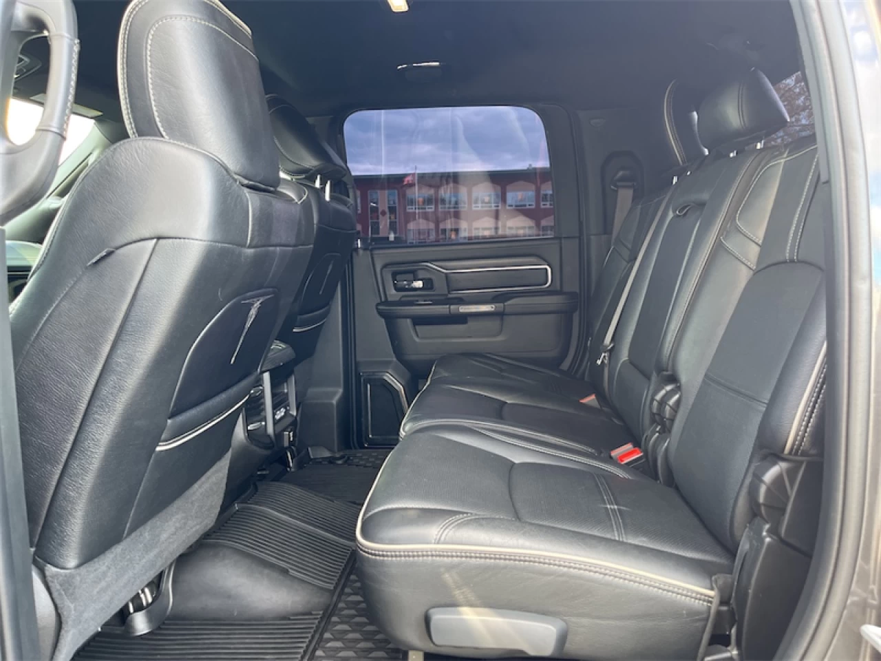 2022 Ram 3500 Limited Main Image