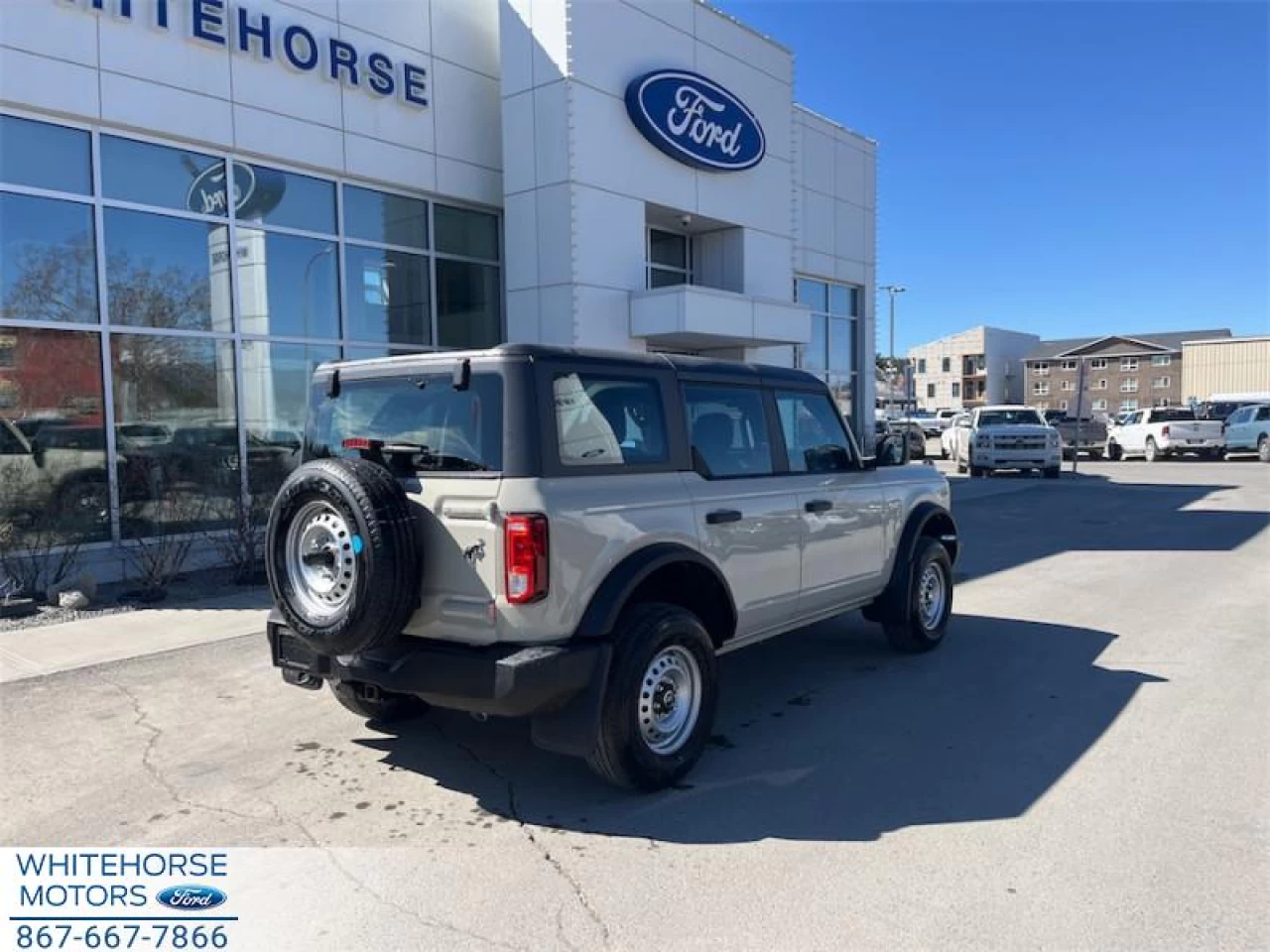 2026 Ford Bronco Base Main Image