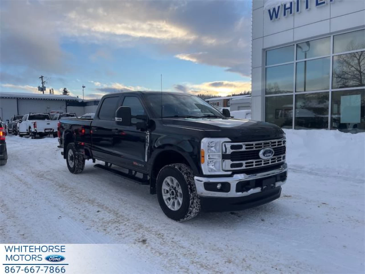 2023 Ford F-350 4X4-CREW CAB SRW XLT-176 WB Main Image