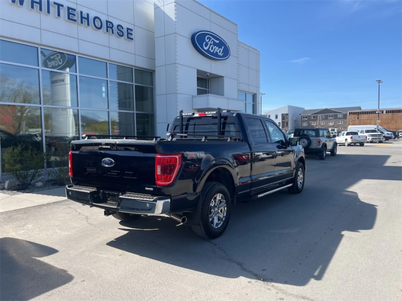 2023 Ford F-150 XLT Main Image