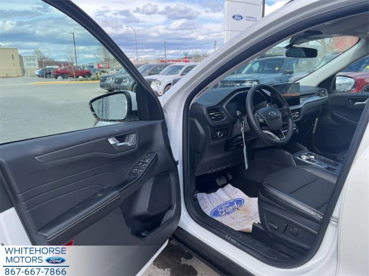 2025 Ford Escape PHEV Image principale