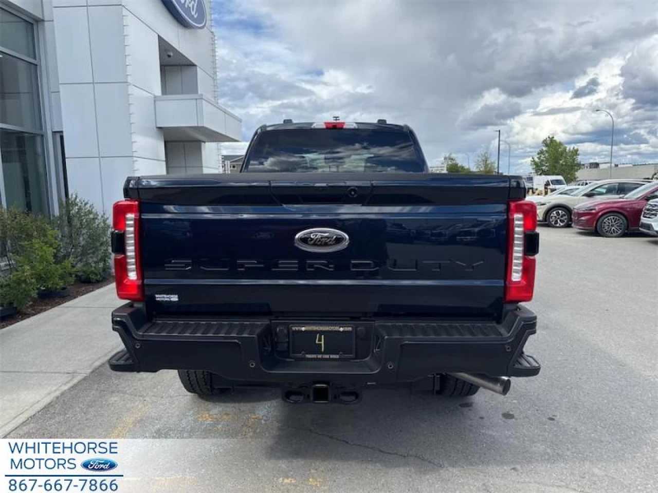 2025 Ford F-350 Super Duty XLT Main Image