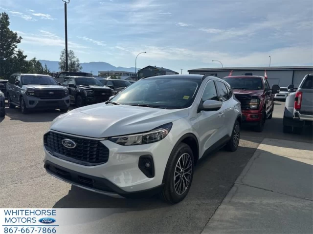 Ford Escape PHEV 2025