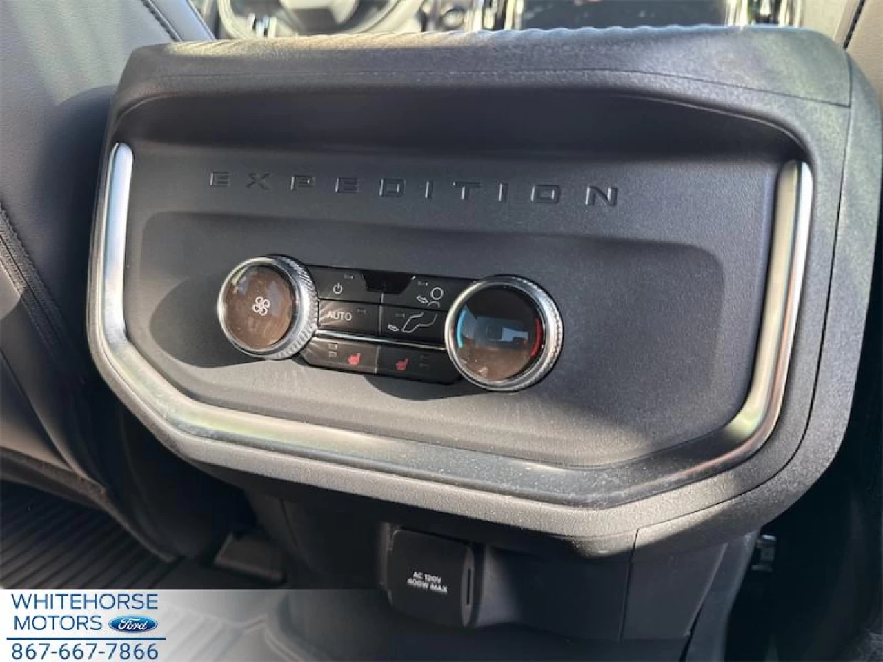 2025 Ford Expedition Tremor Main Image