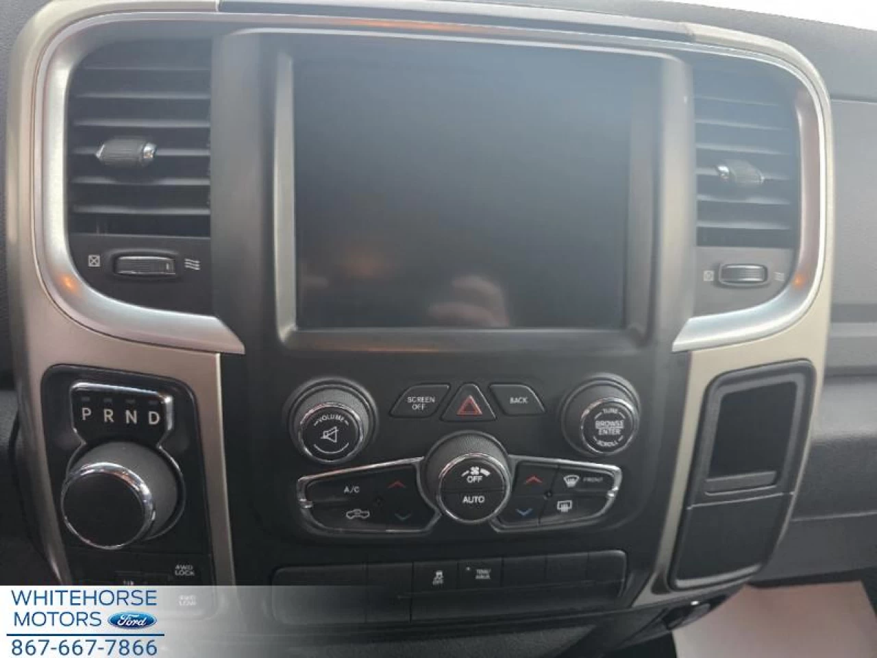 2018 Ram 1500 SLT Image principale