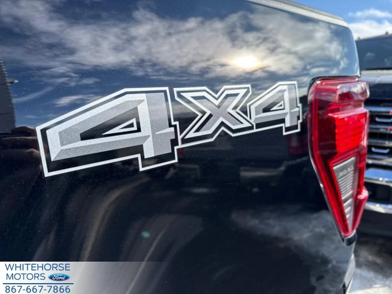2025 Ford F-150 XLT Main Image