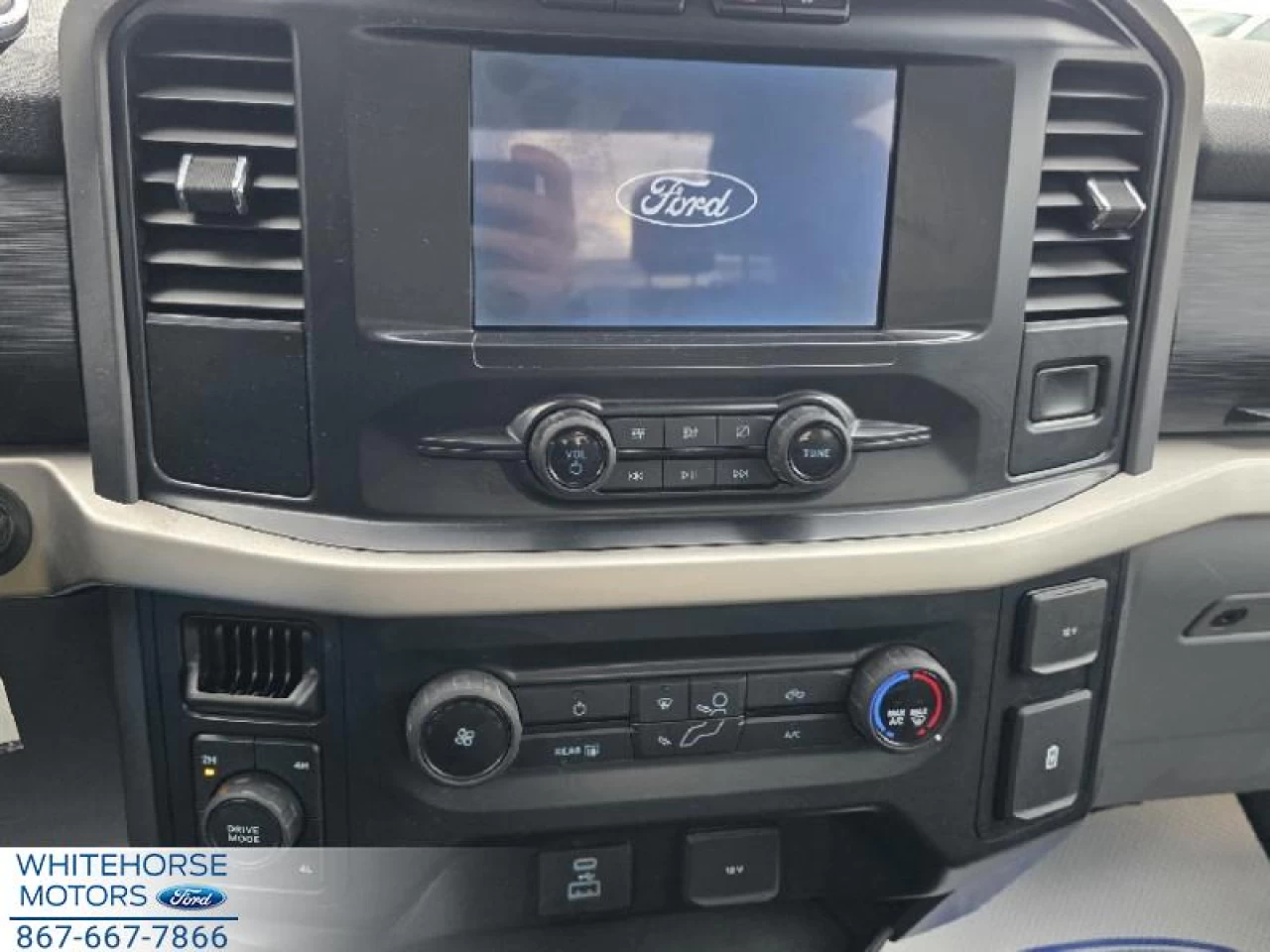 2021 Ford F-150 XLT Main Image