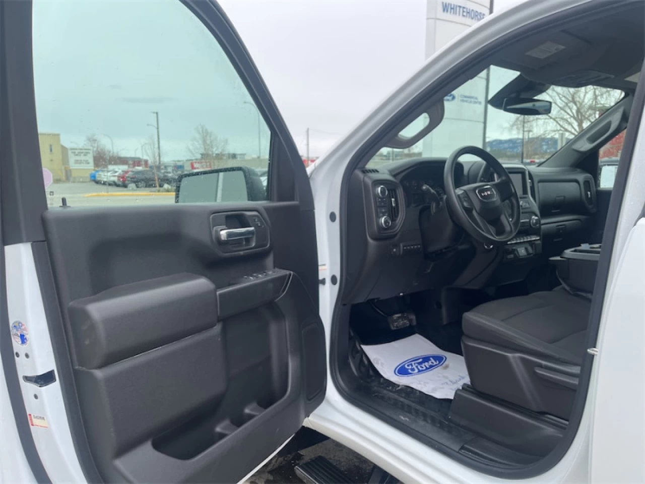 2024 GMC Sierra 3500HD Pro Main Image