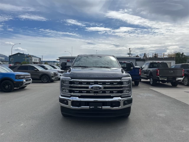 Ford F-350 XLT 2026