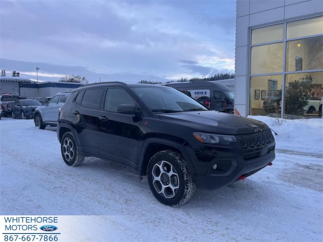 2022 Jeep Compass Trailhawk Image principale
